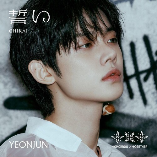 Chikai - Band Member - incl. 8pg Booklet + Selfie Photocard [Import]