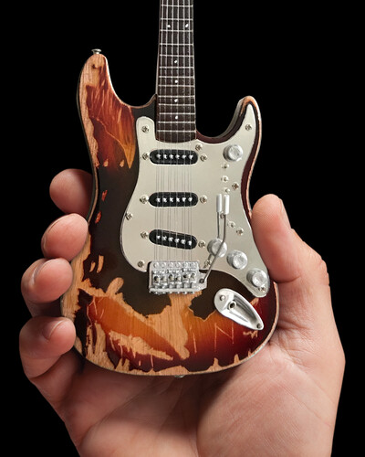 AXE HEAVEN FS028 FRANK ZAPPA FENDOR STRATOCASTER V