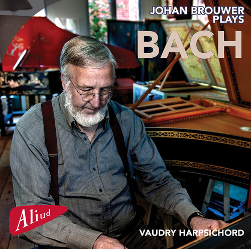 Johann Brouwer Plays Bach