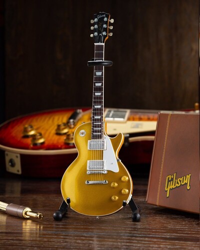 Axe Heaven Gibson Les Paul 1957 Gold Top Mini Guitar Replica Collectible GG-121