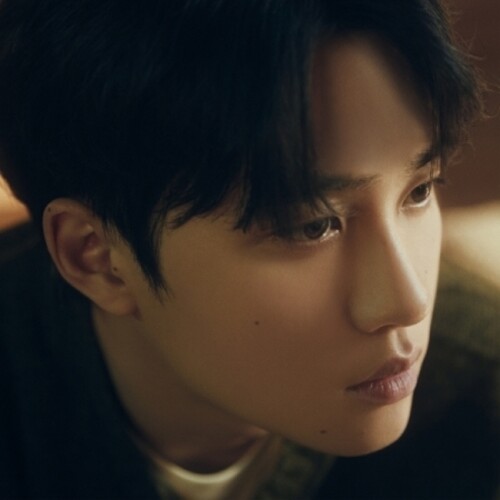 Expectation (A Version) - incl. 80pg Booklet, Folded Poster + Photocard [Import]