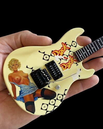 AXE HVN JC789 JERRY CANTRELL ALICE CHAINS BLUE DRE