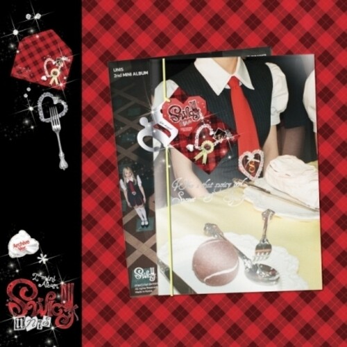 Swicy - Archive Version - incl. 72pg Photobook, Paper Keyring, Mini-Envelope, 2 Stickers, Photocard, ID Card + Club Poster