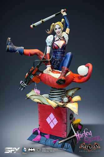 DC HARLEY QUINN ARKHAM ASYLUM 1/ 8 SCALE STATUE