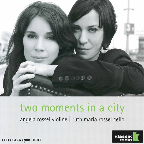 Two Moments in a City