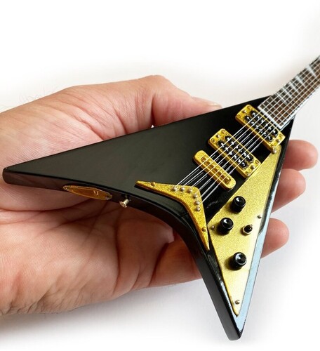 AXE HVN RANDY RHOADS BLACK CONCORDE V MINI GUITAR