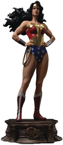 WONDER WOMAN - DC TRINITY - LEGACY REPLICA 1/ 4