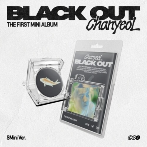 Black Out - SMini Version - incl. Keyring Ball Chain, Music NFC Card + Photocard