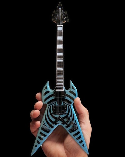 AXE HVN ZAKK WYLDE BLUE WARHAMMER VERTIGO MINI GTR