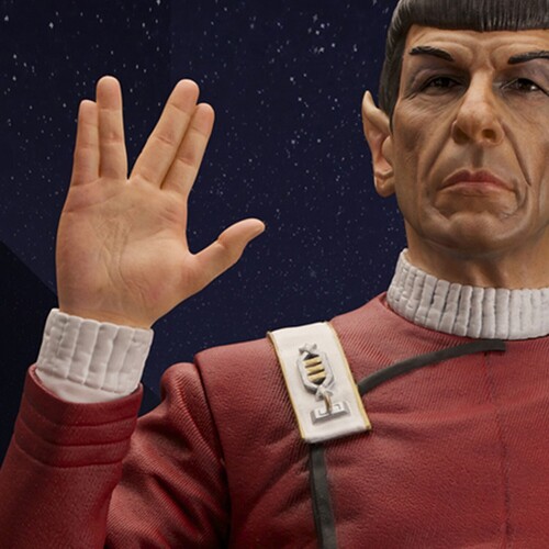 LEONARD NIMOY AS CAPTAIN SPOCK 1:3 SCALE STATUE