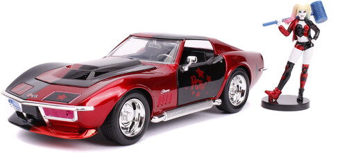 1:24 1969 CORVETTE STINGRAY W/ HARLEY QUINN FIGURE