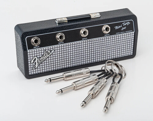 PLUGINZ FENDER JACK RACK W/ 4 GTR PLUG KEYCHAINS