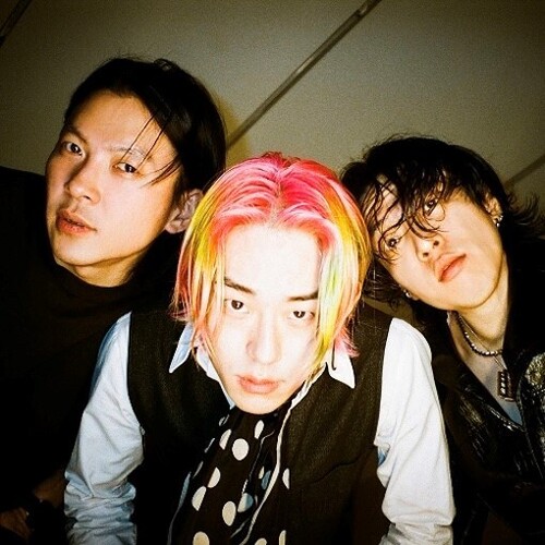 More & More & More / Smash