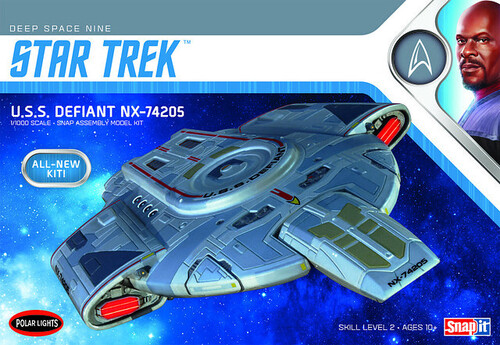 Star Trek U.S.S. Defiant Snap Polar Lights Model Kit