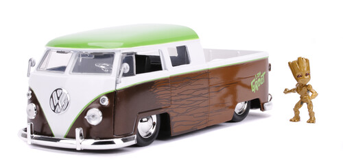 1:24 1963 VOLKSWAGEN BUS W/ GROOT FIGURE