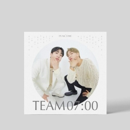 Team 07:00 Version - incl. 204pg Photobook, Poster, Sticker + 2 Photocards