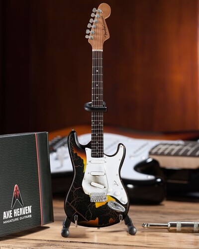 AXE HVN JIMI HENDRIX SIGNATURE BURNT STRAT GTR