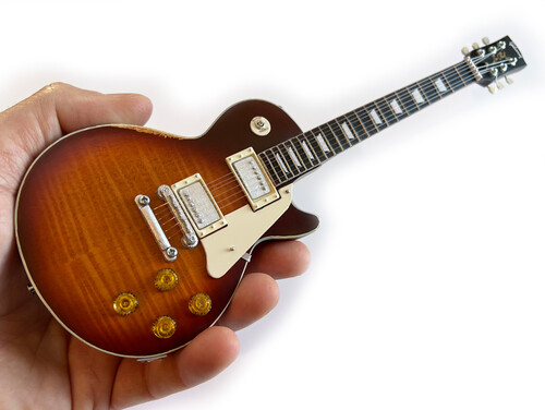 AXE HVN BILLY F GIBBONS GIBSON LES PAUL MINI