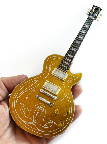 BILLY F GIBBONS GIBSON LES PAUL GOLD MINI GUITAR