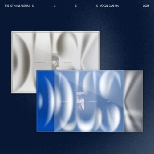 Dusk - Random Cover - incl. Photobook, Photocard, Dusk Post Card, Envelope, Photo Tag Set + Poster [Import]