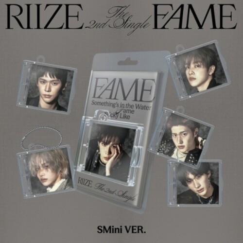 Fame - SMini Version - incl. Keyring, Music NFC CD + Photocard