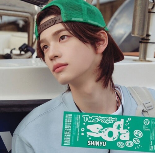 TWS - Soda Soda - Limited Shinyu Version [Limited Edition] (Jpn)