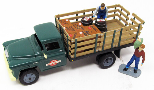 1955 Chevrolet 2 Ton Stake Truck 1/48 Scale Model Kit