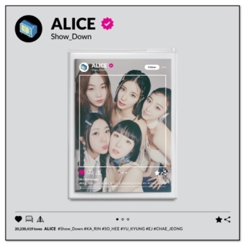Show Down - incl. 60pg Photobook, Envelope, Message Card, Postcard, 2 Photocards + Poster [Import]