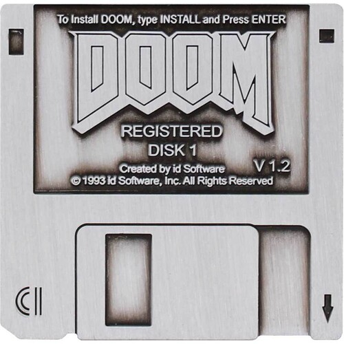 DOOM FLOPPY DISK PIN BADGE