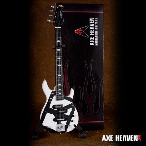 AXE HVN MA327 MICHAEL ANTHONY VAN HALEN CHKNFT WHT